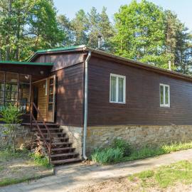 Chata U lesa - Vranovská přehrada, hotel in Vranov nad Dyjí
