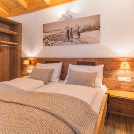 Dorfchalets - Chalet Lausi inkl Tauern Spa Therme Eintritt & Sommerkarte
