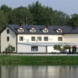 Hotel Czardasz, hotell i Września