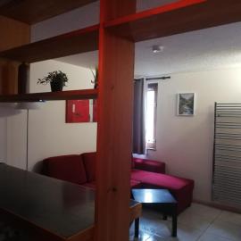 Studio au pied des pistes, hotel in Bagnères-de-Bigorre