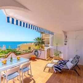 SUENO by the Sea, hotel u gradu Kampoamor