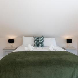 No 57 - Luxury Townhouse Dingle, מלון בדינגל