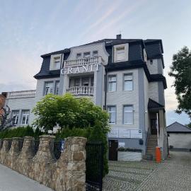 Hotel Granit, hotel in Strzegom