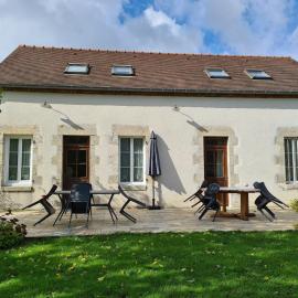 Gîte familial en ferme avec jardin, proche forêt et canal d'Orléans - Label Tourisme et Handicap - FR-1-590-7