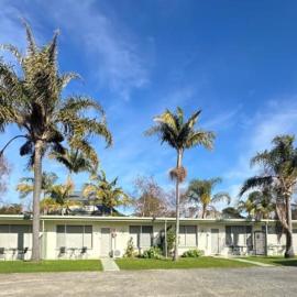 The Silver Bream Motel & Self Contained Units, hotelli kohteessa Mallacoota