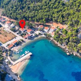 Apartments by the sea Cove Vela Stiniva, Hvar - 19895, hotel a Zastražišće