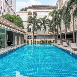 P-Park Suvarnabhumi: Lat Krabang şehrinde bir otel