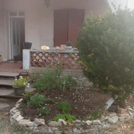 Villa Olivier Sainte-Bazeille, hotel in Sainte-Bazeille