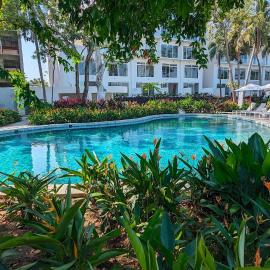 Your Perfect Getaway in Vallarta, Pool & Balcony