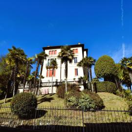 Apartment in Vignone Villa Setting