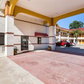 Rodeway Inn & Suites Humble IAH