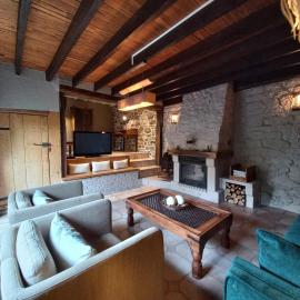Charming cottage in a farm with views