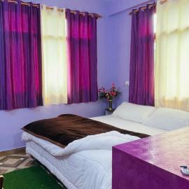 Mayank homestay shimla, хотел в Шимла