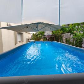 Noam Hamargalit, Hotel in Kefar Weradim