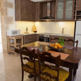 Cretan cottage of 1900 with beautiful olive yard