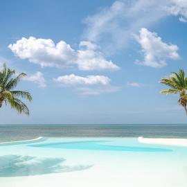 Zanbluu Beach Hotel, hotell i Kiwengwa
