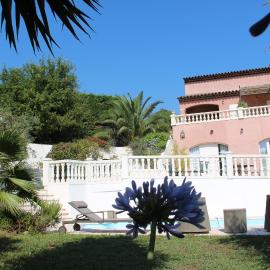 La Maisonnette du Clos, hôtel à La Roquette-sur-Siagne
