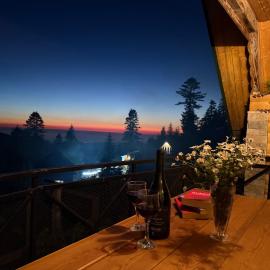 Gomismta Home Above Clouds – hotel w mieście Ozurgetʼi