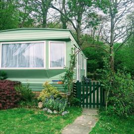 Family-Friendly Woodland Caravan Pool & Bar