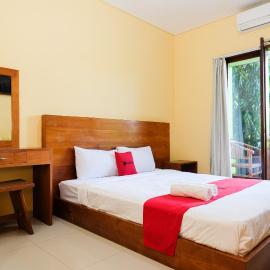 RedDoorz @ Kerta Dalem Sidakarya, hotel in Denpasar
