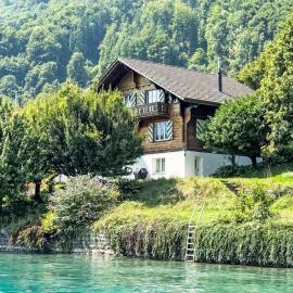 Chalet Haus am See 4B by Interhome, hotell i Niederried