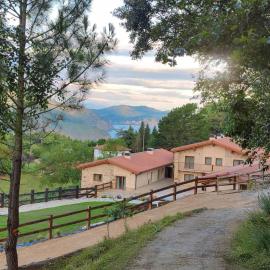 ELEXBURU LANDA Apartamentos Turisticos Rurales、バキオのホテル