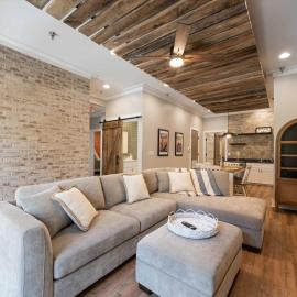 Carters Court Grand Escape