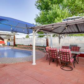 13 Mi to Downtown El Paso: Home w/ Game Room & Bar, hotel in El Paso