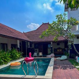 Ndalem Srigading Villa Solo, hotel in Bonorejo