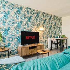 Stylish 1-Bed Central getaway with Cathedral Views