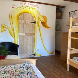 Las Vioska Art Accommodation、Dobrzyńのホテル
