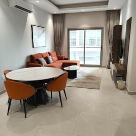 Muscat City Stay-2BR Apt 108 near Grand & Avenue Mall, ξενοδοχείο σε Ghukra
