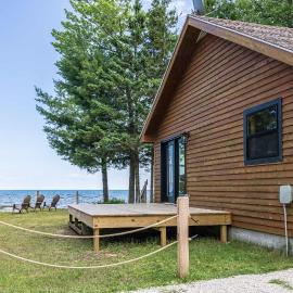 Adventure & Relaxation by Lake Superior, hotel in Paradise