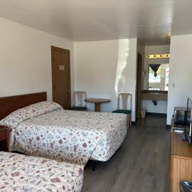 Fairground Inn, hotel din Monroe