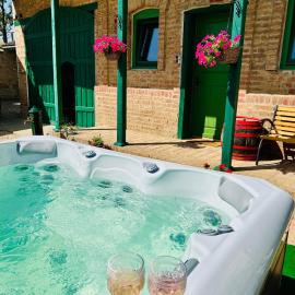 BARIK Chill House Boutique Vendégház, khách sạn ở Szalatnak