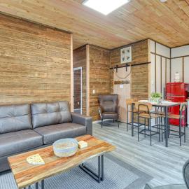 Near ‘Twilight’ Sites & Scenic Hikes: Forks Apt