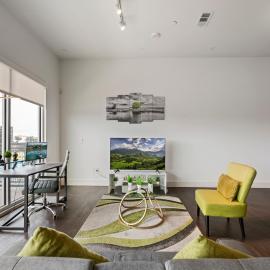 City View 1BR I Gym I Free Parking I Workspace