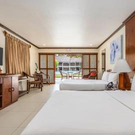 Bluewater Maribago Beach Resort, готель у місті Мактан