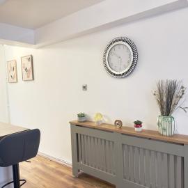 Orpington Cozy Hideaway 2 Bedroom apartment with garden and free Parking