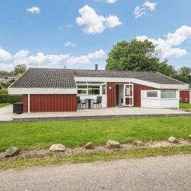 6 person holiday home in Bjert