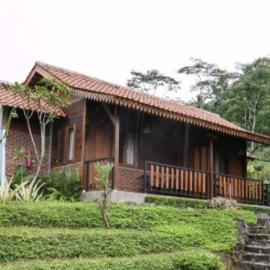 Giri Tengah Resort Borobudur
