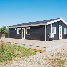 6 person holiday home in Løkken-By Traum, Hotel in Løkken