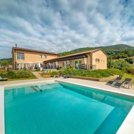 Italianflat - Casa Ulivi del Garda with Swimmingpool and FREE parking,