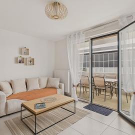 Plein centre - Appart pour 6 avec balcon, hotel in La Teste-de-Buch