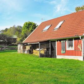 6 person holiday home in Askerön, hotel v destinácii Stenungsund