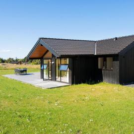 Lovely Home In Stege With Sauna, hotel in Stege