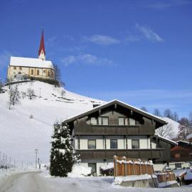 Apartment in Fügen near Ski Slopes