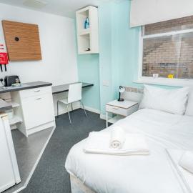Lovely Modern Central Coventry Budget Studio