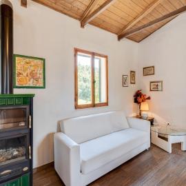 Holiday Home in Tuscany with Private Garden