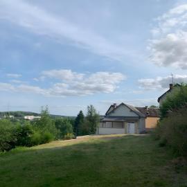 Maison calme & paisible avec vue, hotel in Château-Chinon